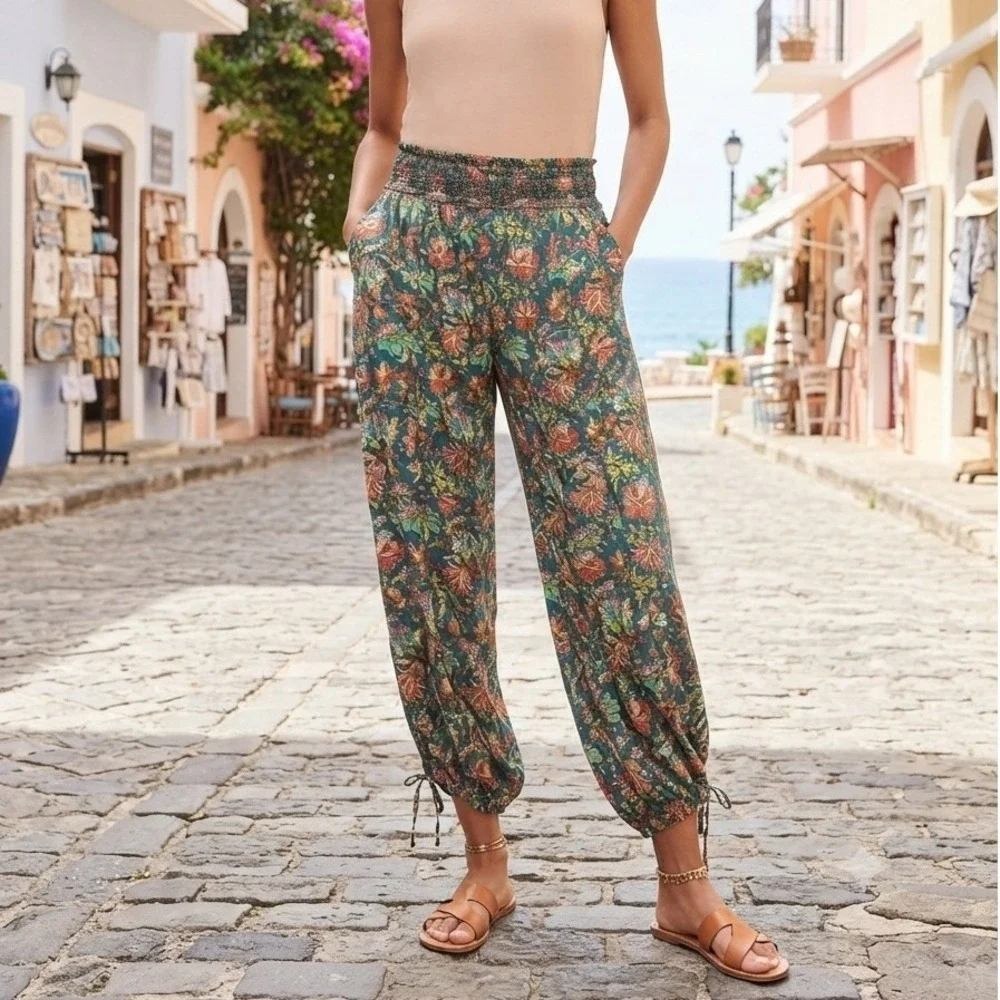 065 Sundance Floral Modal Smocked Waist Tie Ankle Pants Multi Color(Size M, EUC)